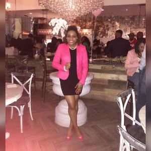 Meet your Posher, Shawnti